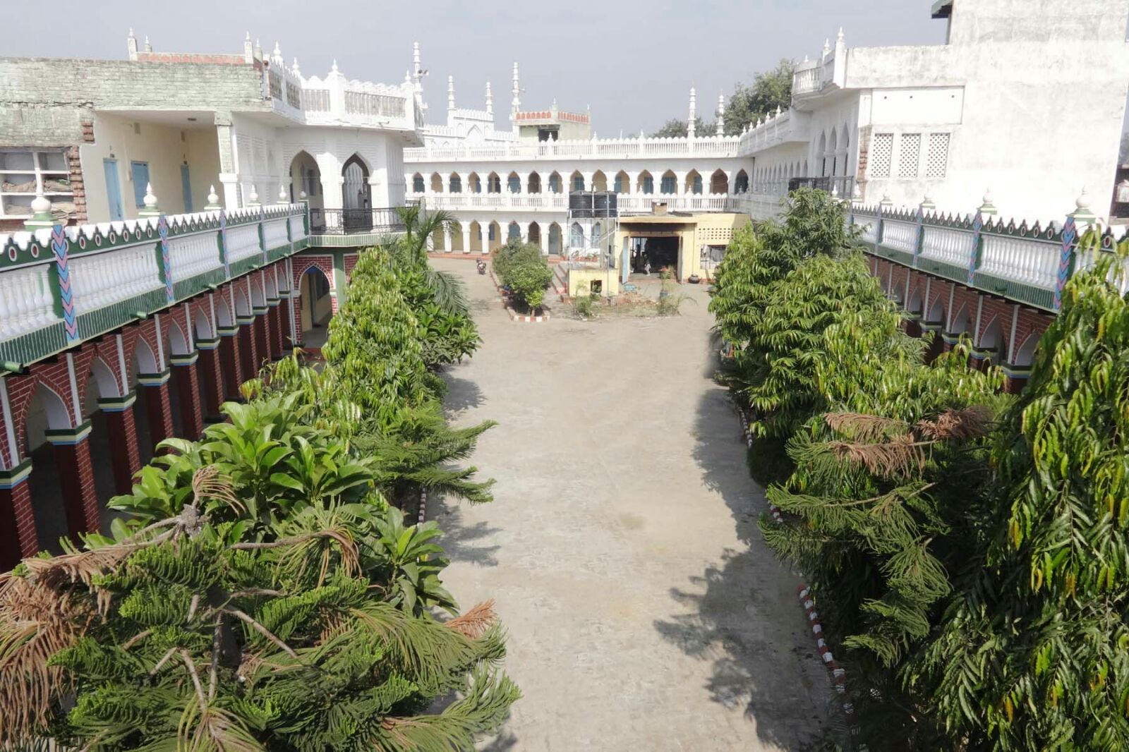 Jamia Maariful Quran Old Images