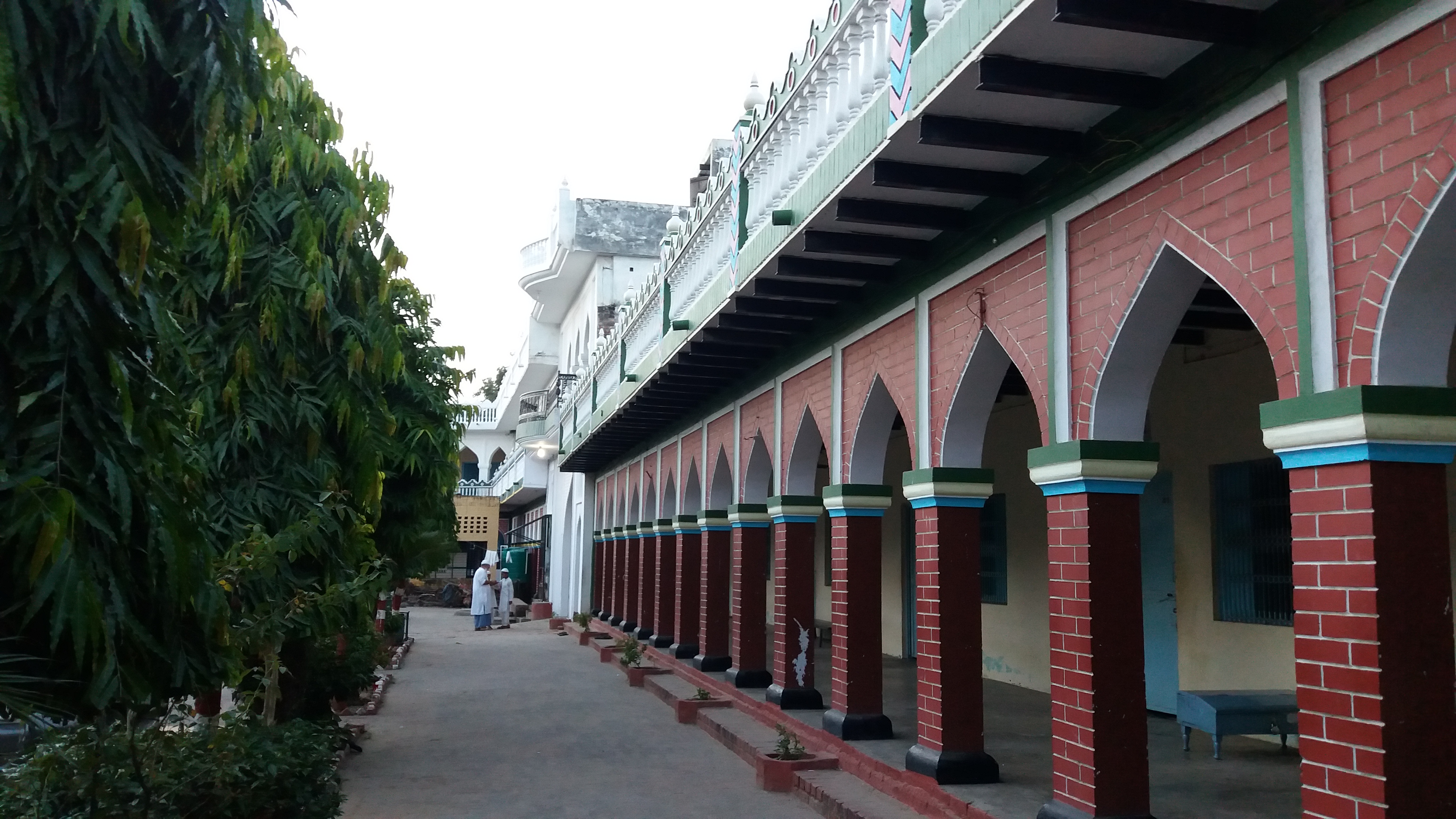 Maariful Quran Front View